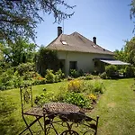 Konukevi Maison D'hotes, Calme Et Piscine 3*