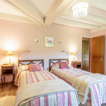 בית הארחה Maison D'hotes, Calme Et Piscine