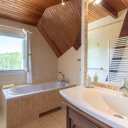 Maison D'hotes, Calme Et Piscine