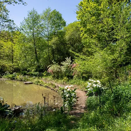 Maison D'hotes, Calme Et Piscine 3*