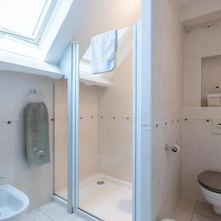 Maison D'hotes, Calme Et Piscine בית הארחה Habas