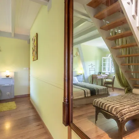 Maison D'hotes, Calme Et Piscine Affittacamere 3*