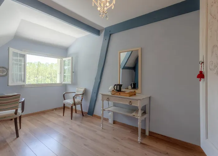 Maison D'hotes, Calme Et Piscine Pensión 3*