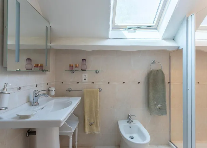 Pensión Maison D'hotes, Calme Et Piscine 3*