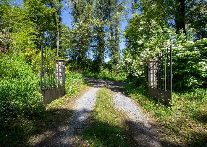 Pensión Maison D'hotes, Calme Et Piscine Habas