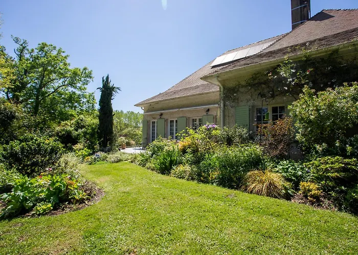 Pensión Maison D'hotes, Calme Et Piscine Habas